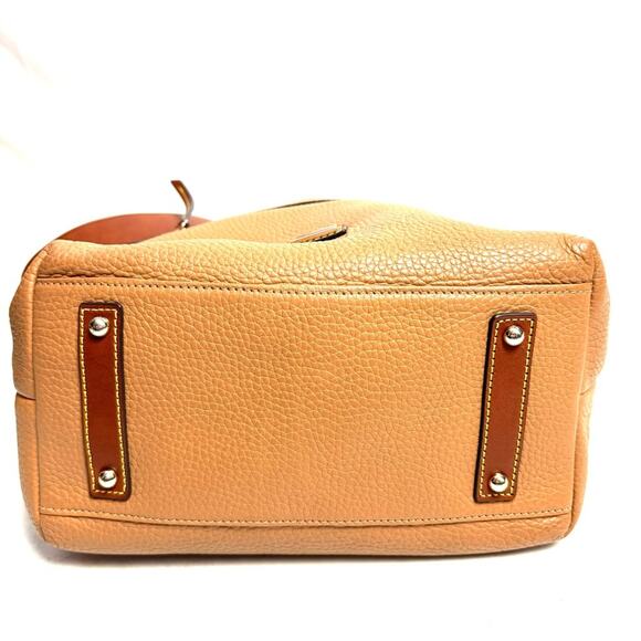 Dooney & Bourke Large Tan Pebble Hobo Shoulder Bag Purse - Picture 3 of 10